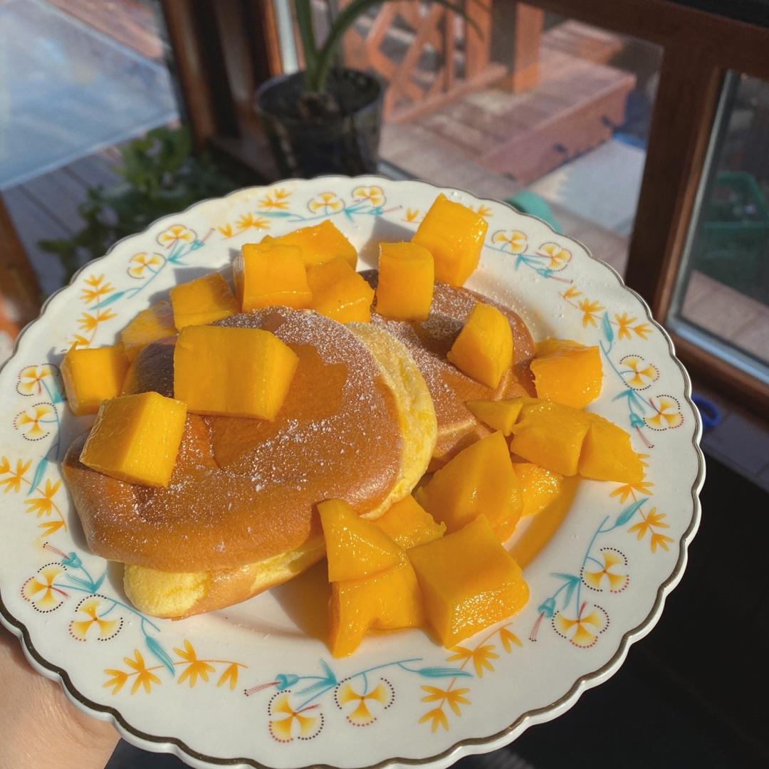 不用烤箱 15分钟无油低糖的舒芙蕾蛋糕松饼 🥞 蓬松绵软