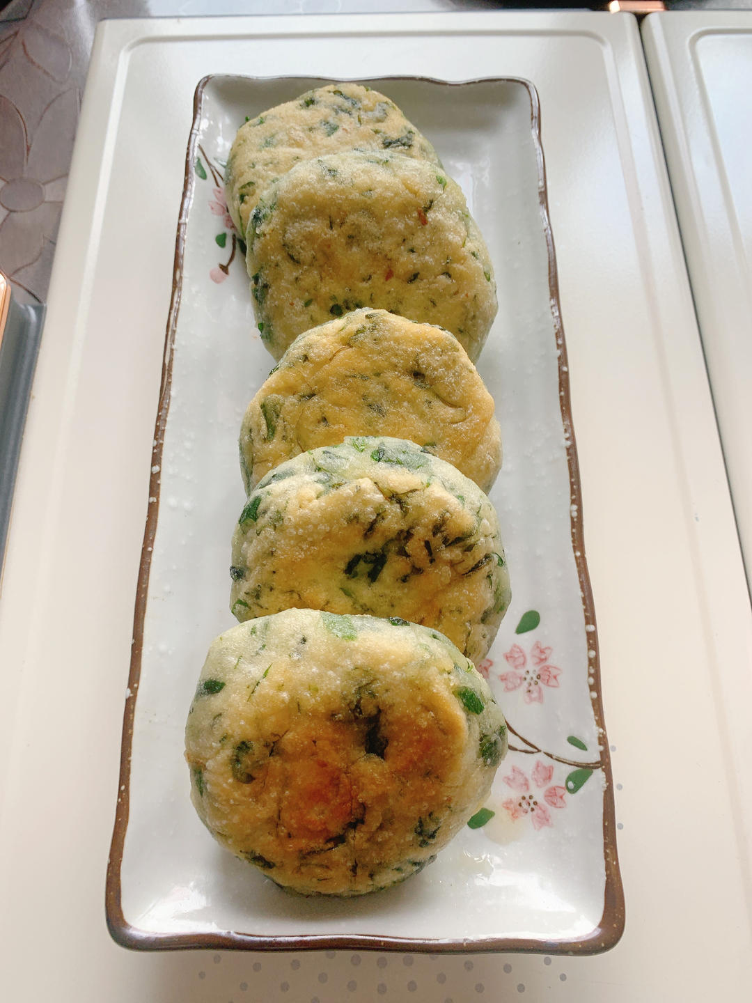 跟米其林餐厅学来的【草头饼】，来一口江南春