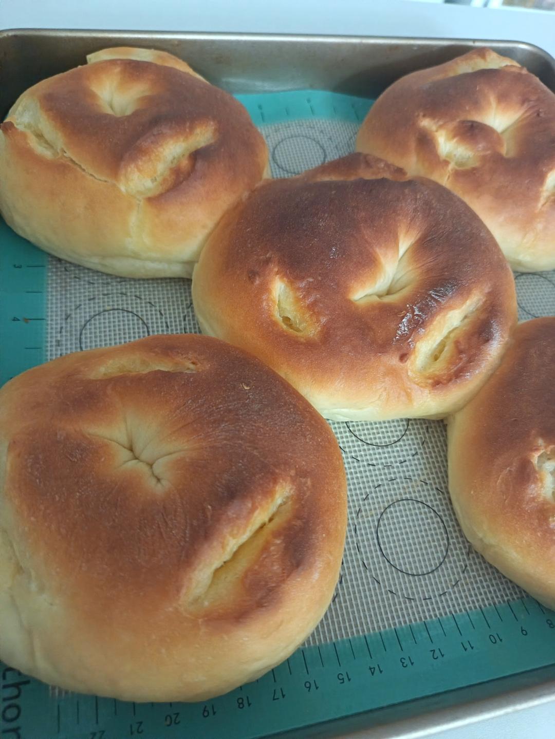 比云朵还软的牛奶面包，液种法甜面包太好吃了！