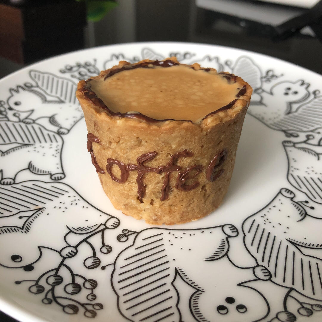 【视频食谱】巧克力燕麦曲奇杯