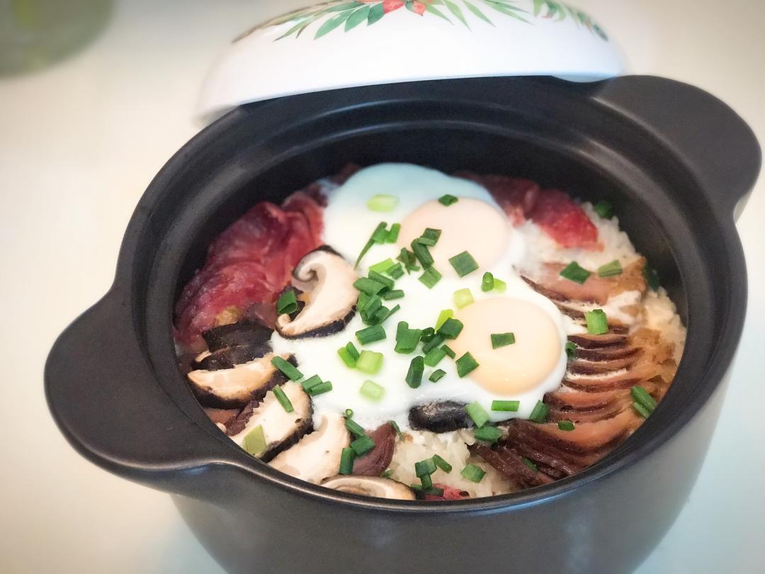 香肠煲仔饭