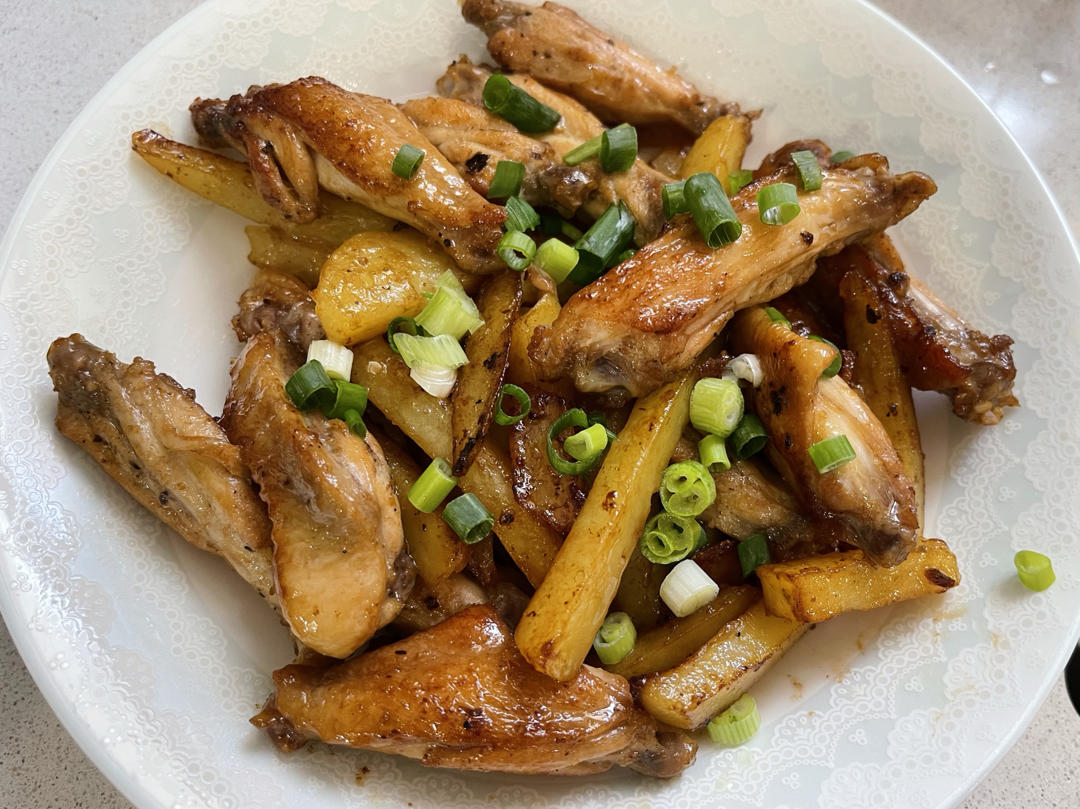好吃到舔手‼️比烧烤还好吃的孜然鸡翅土豆