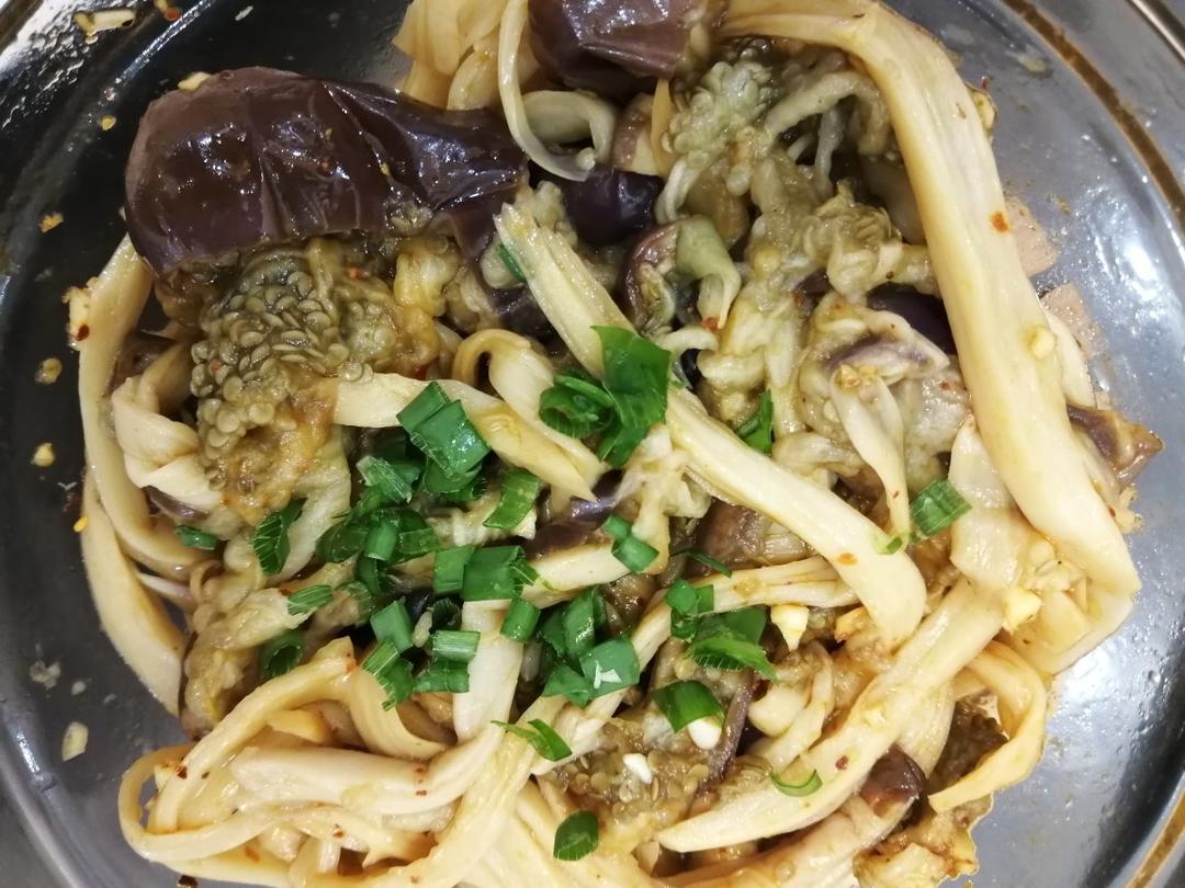 凉拌蒸茄子