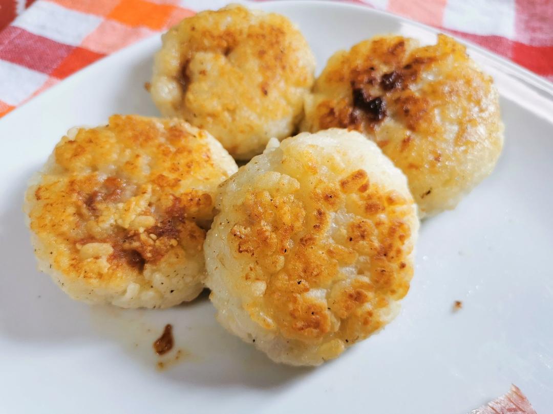 可能是最好吃系列--糯米肉饼