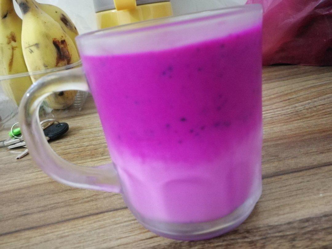 火龙果奶昔