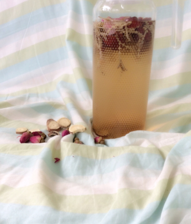 暑气长湿邪，伤脾胃损阳气，喝口茶来养养生～除烦宁心茶 • 圆满素食