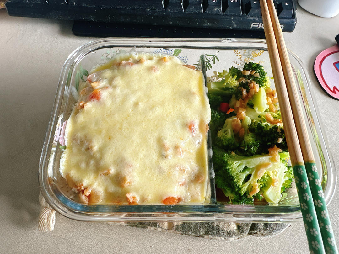 蕃茄肉酱奶酪焗饭