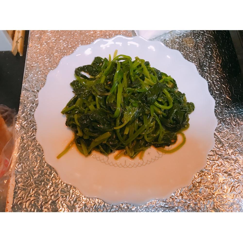 凉拌菠菜