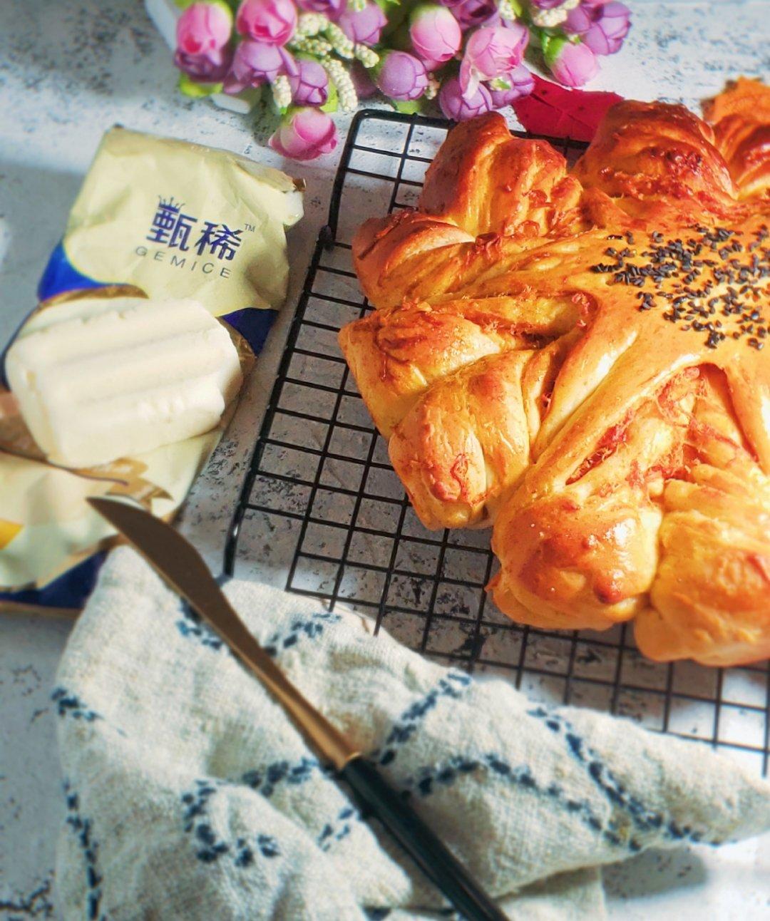 全麦肉松扭扭雪花包--中街1946雪糕