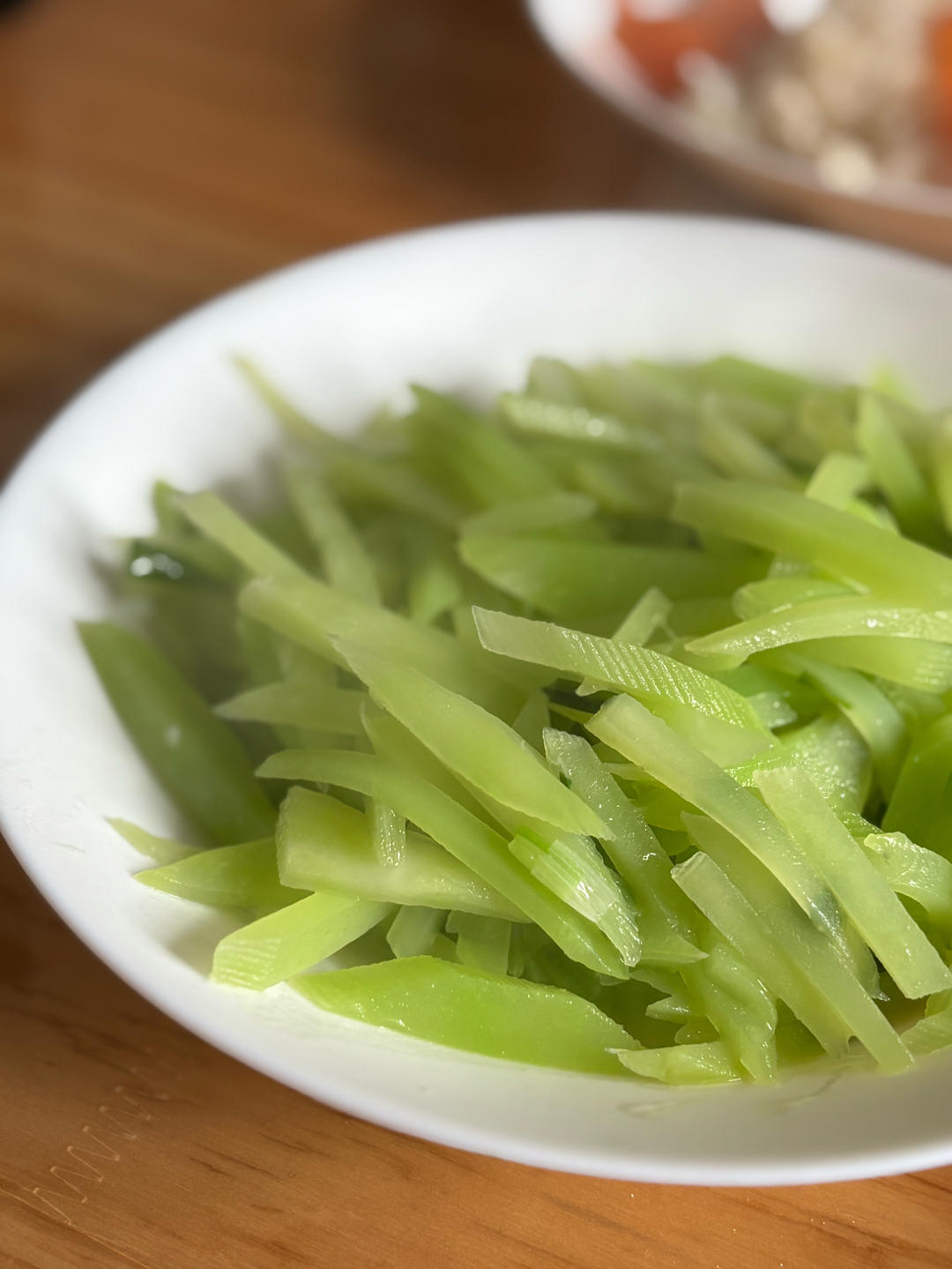 「超级好吃」的清炒莴笋丝