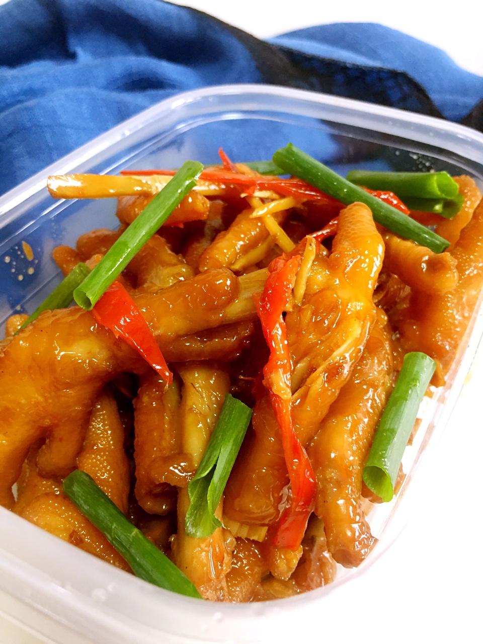 香辣烧鸡爪