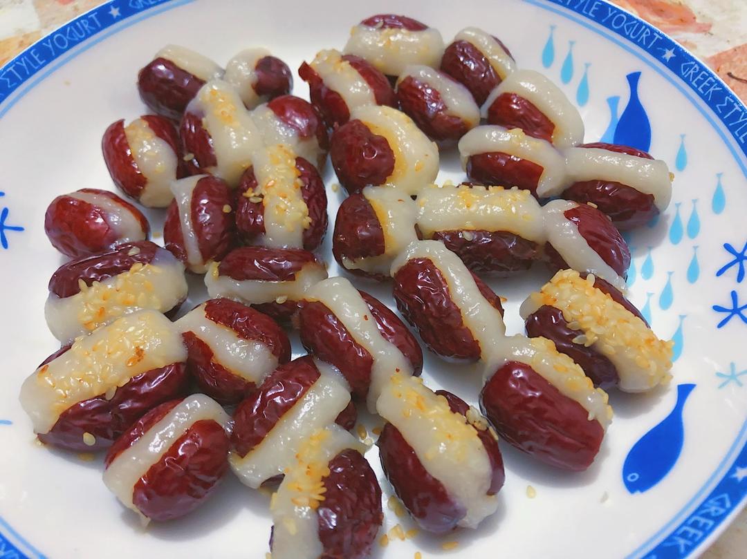 心太软— 红枣夹糯米粉