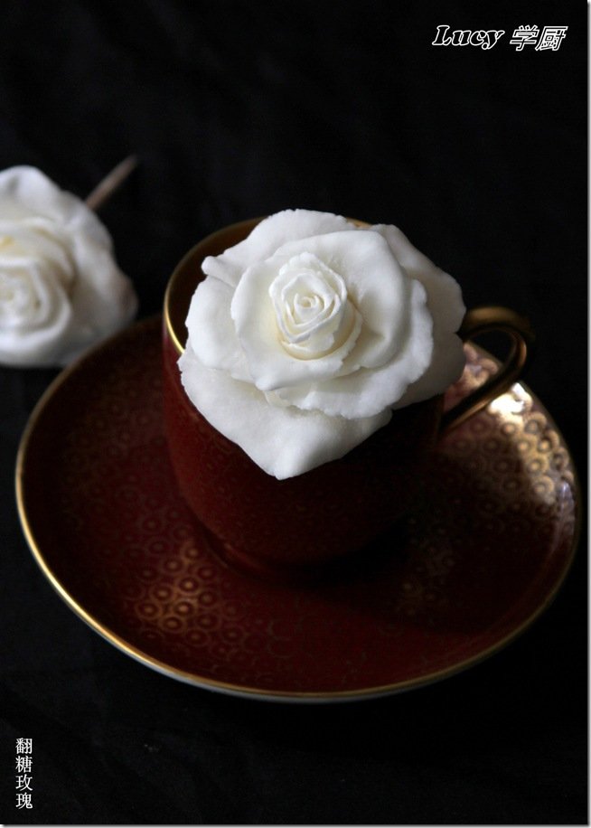 第一朵翻糖玫瑰–自制棉花糖翻糖膏—Marshmallow Fondant Rose
