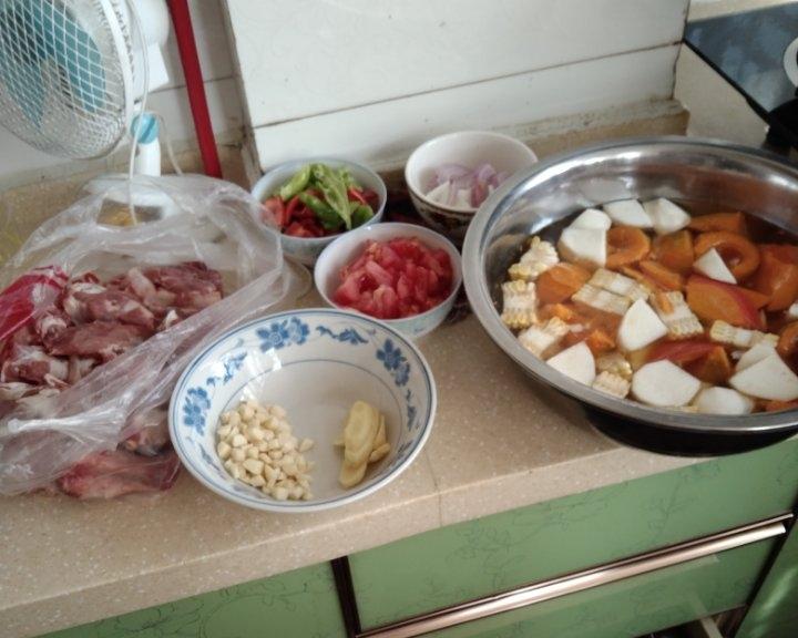 羊肉焖饼的做法 步骤1