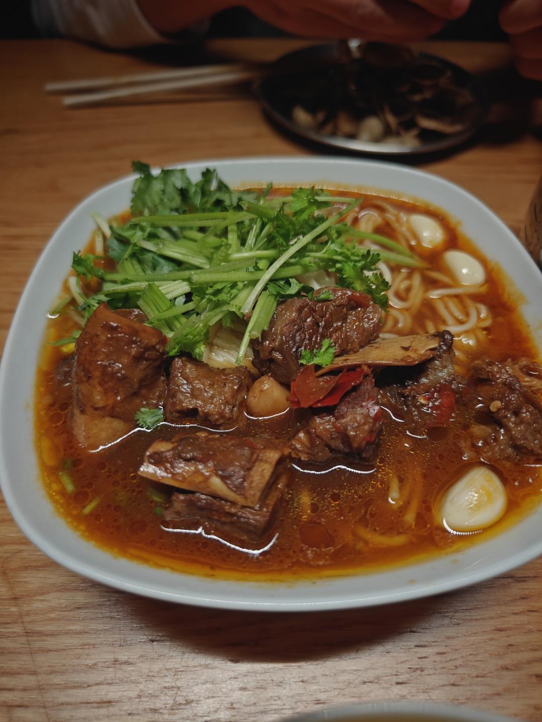 四川红烧牛肉面