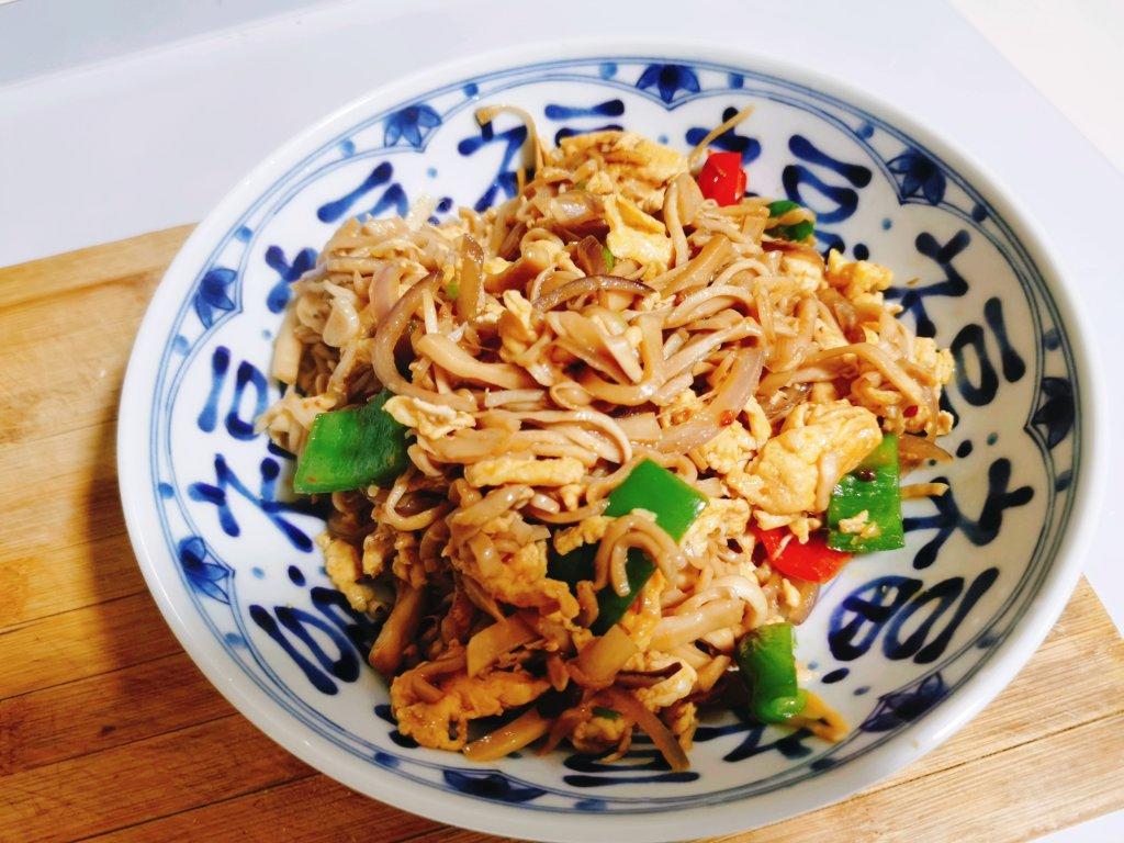 杏鲍菇炒鸡蛋