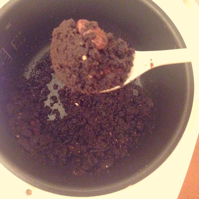 朱古力粒粒布朗尼（电饭煲版）