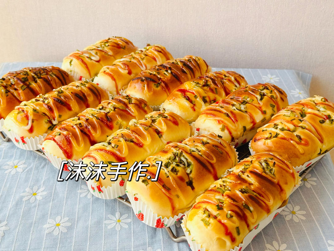 香葱肉松面包