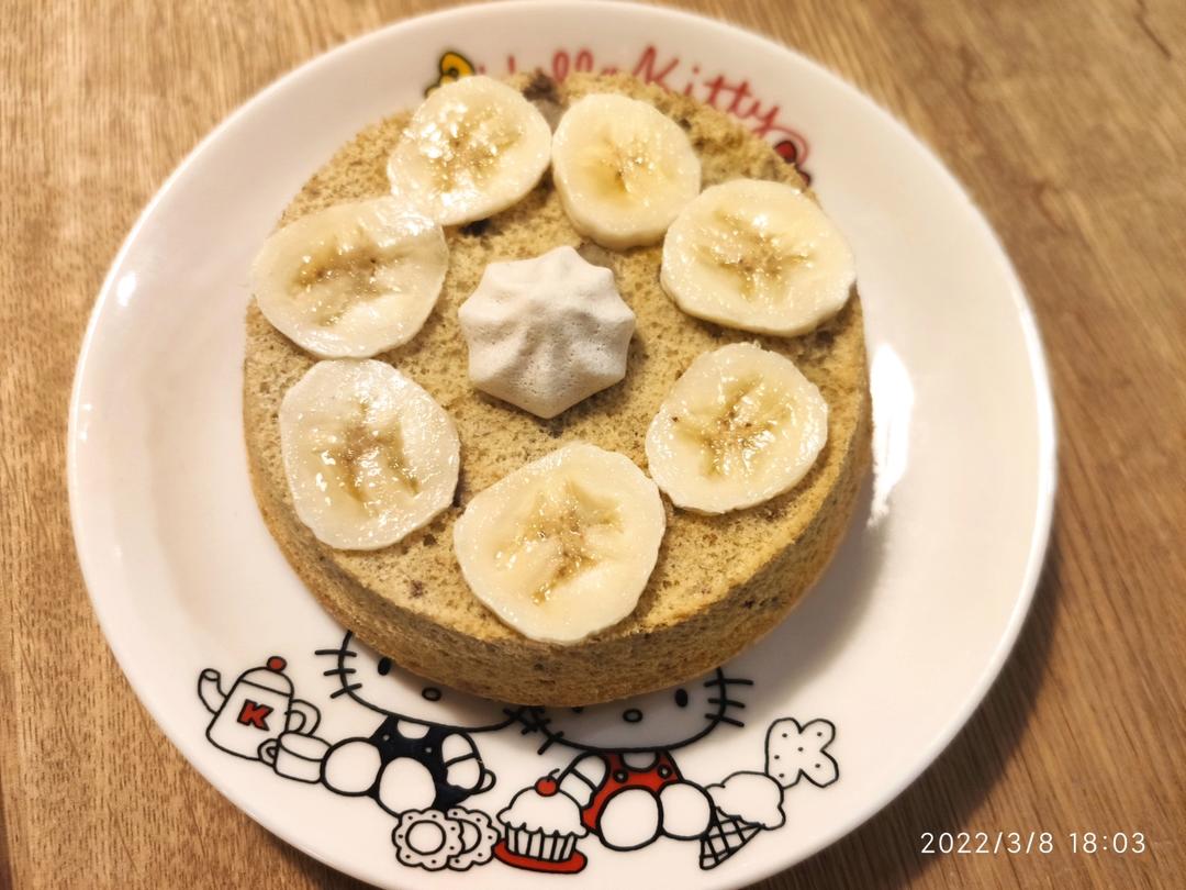 1周岁生日蛋糕（无糖香蕉戚风+无糖希腊酸奶抹面）