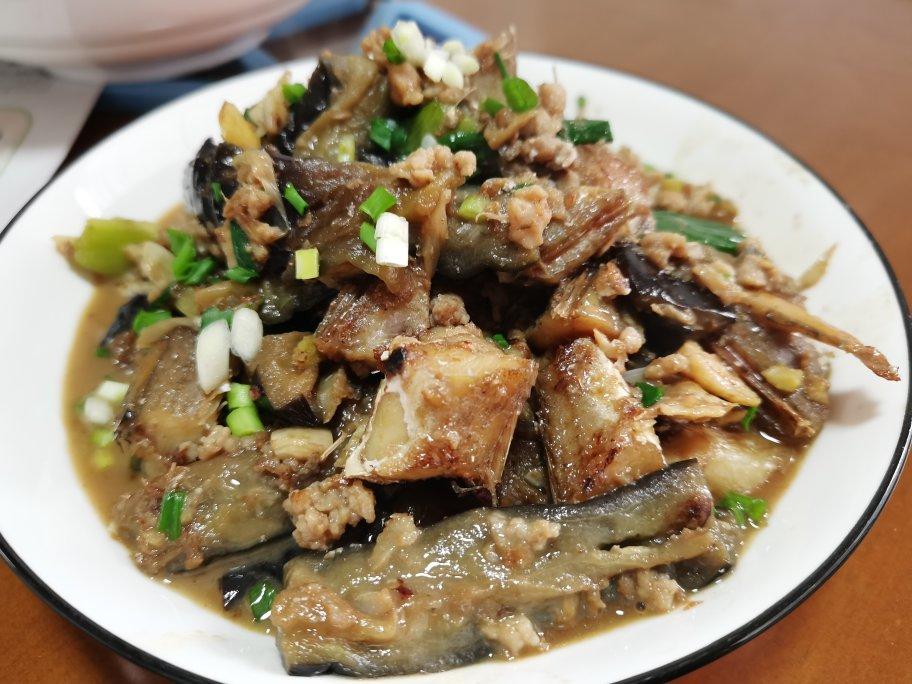 家庭非油炸版咸鱼茄子煲