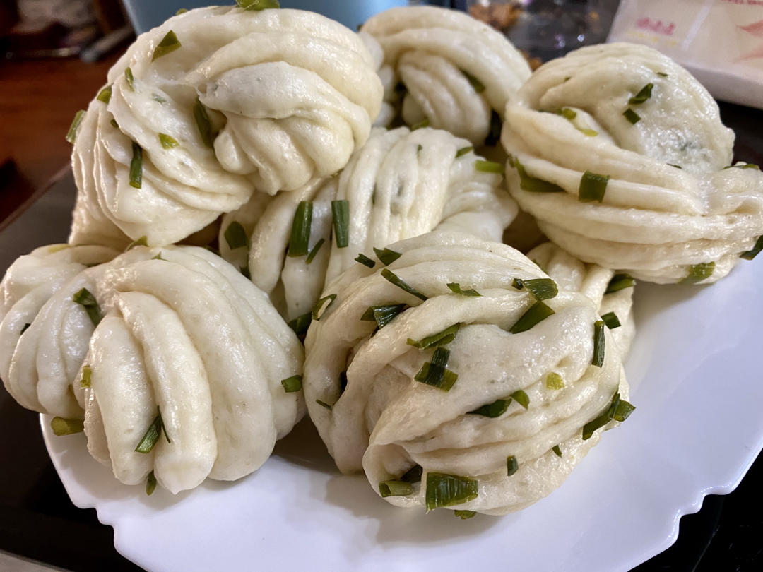 葱油花卷，一根筷子卷出漂亮的造型