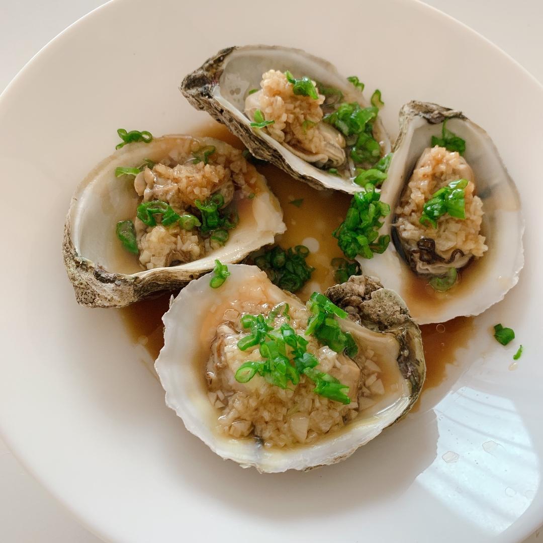 蒜蓉粉丝蒸生蚝