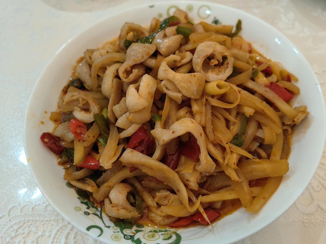 爆炒酸辣脆猪肠