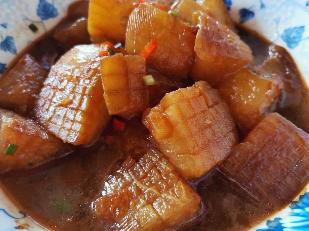 红烧冬瓜最完美做法，不加一滴水，瞬间秒杀红烧肉