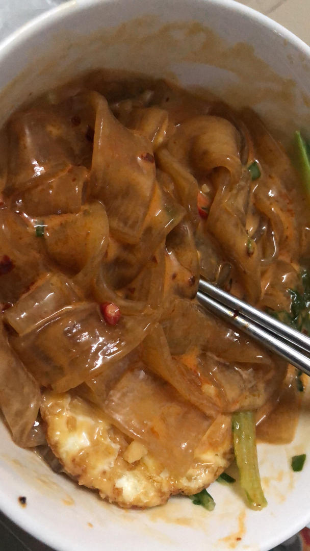 秒杀小夜市的麻酱流汁宽粉