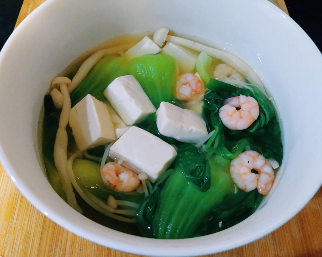 减脂咸鲜的青菜豆腐虾仁汤的做法