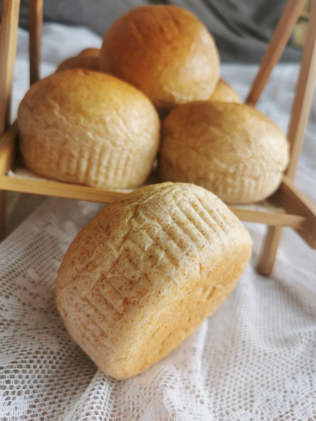 高水量全麦小餐包 小美7分钟揉面