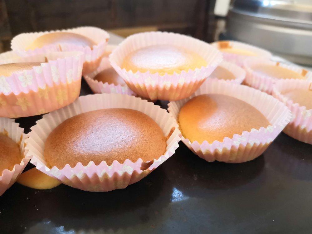 纸杯蛋糕 8寸戚风蛋糕的量
