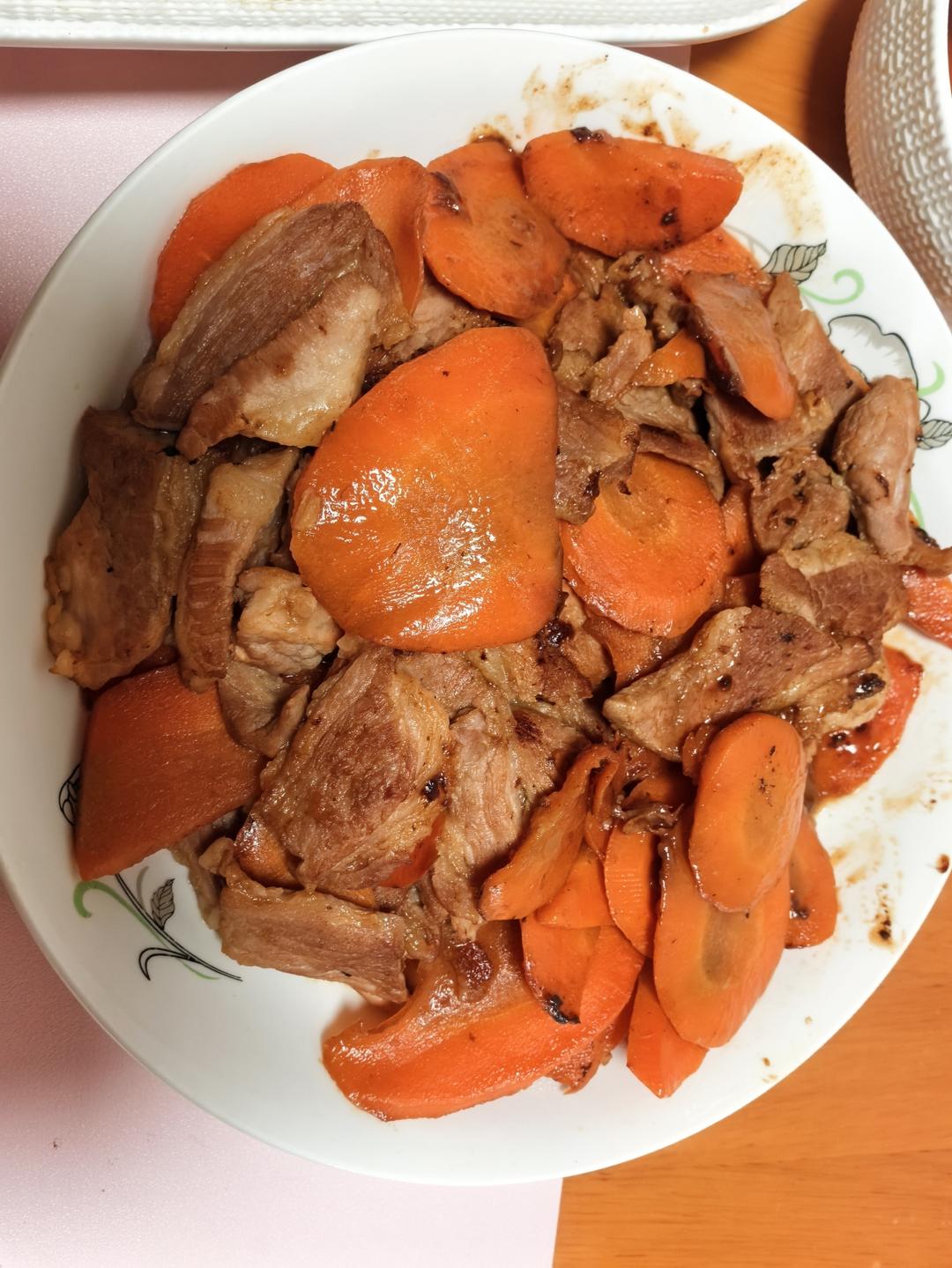 超下饭的胡萝卜炒肉