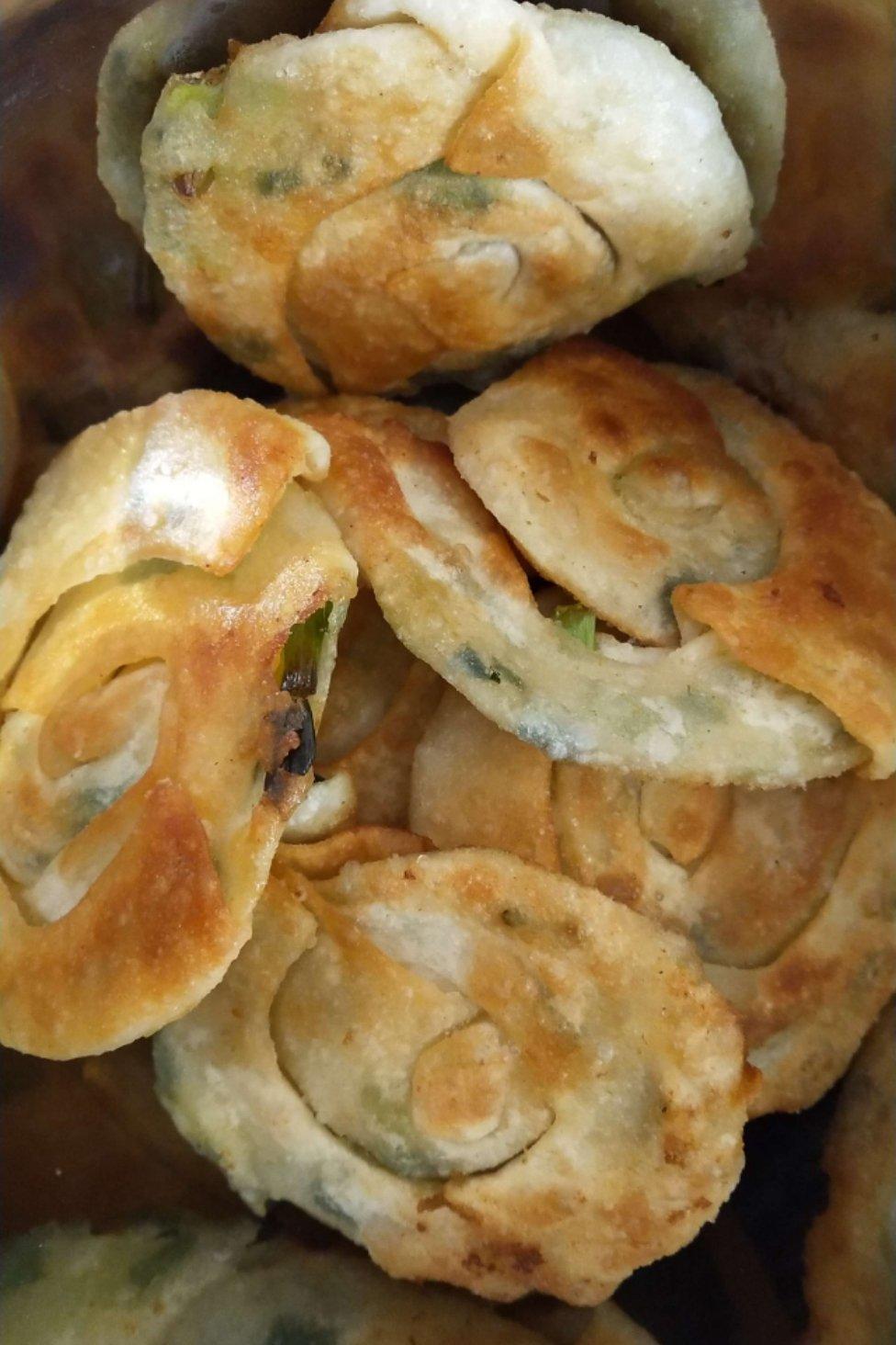 饺子皮葱油饼