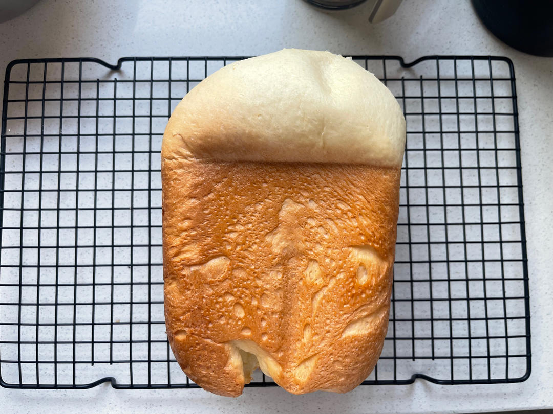 奶香纯粹的重料淡奶油吐司