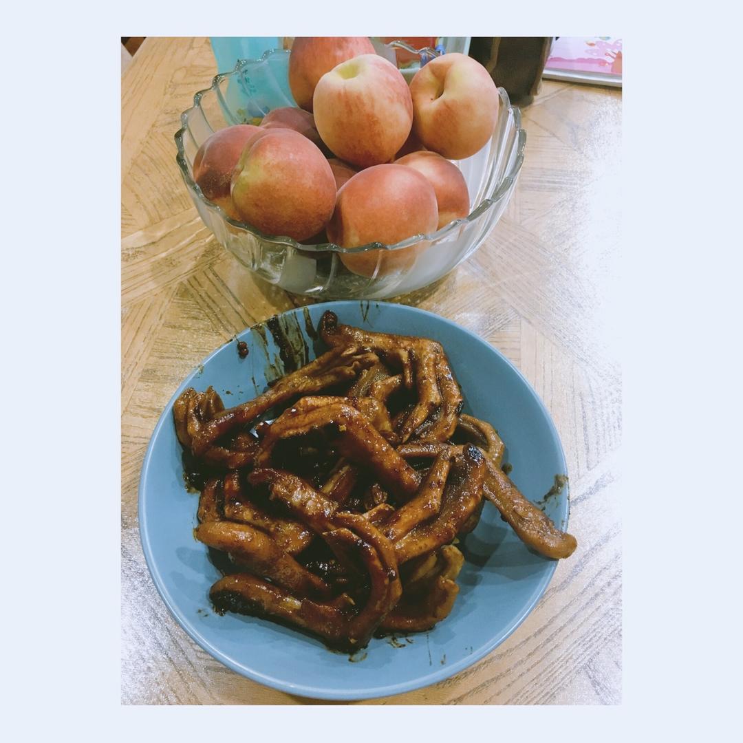 周黑鸭味～～～鸭翅 鸭爪