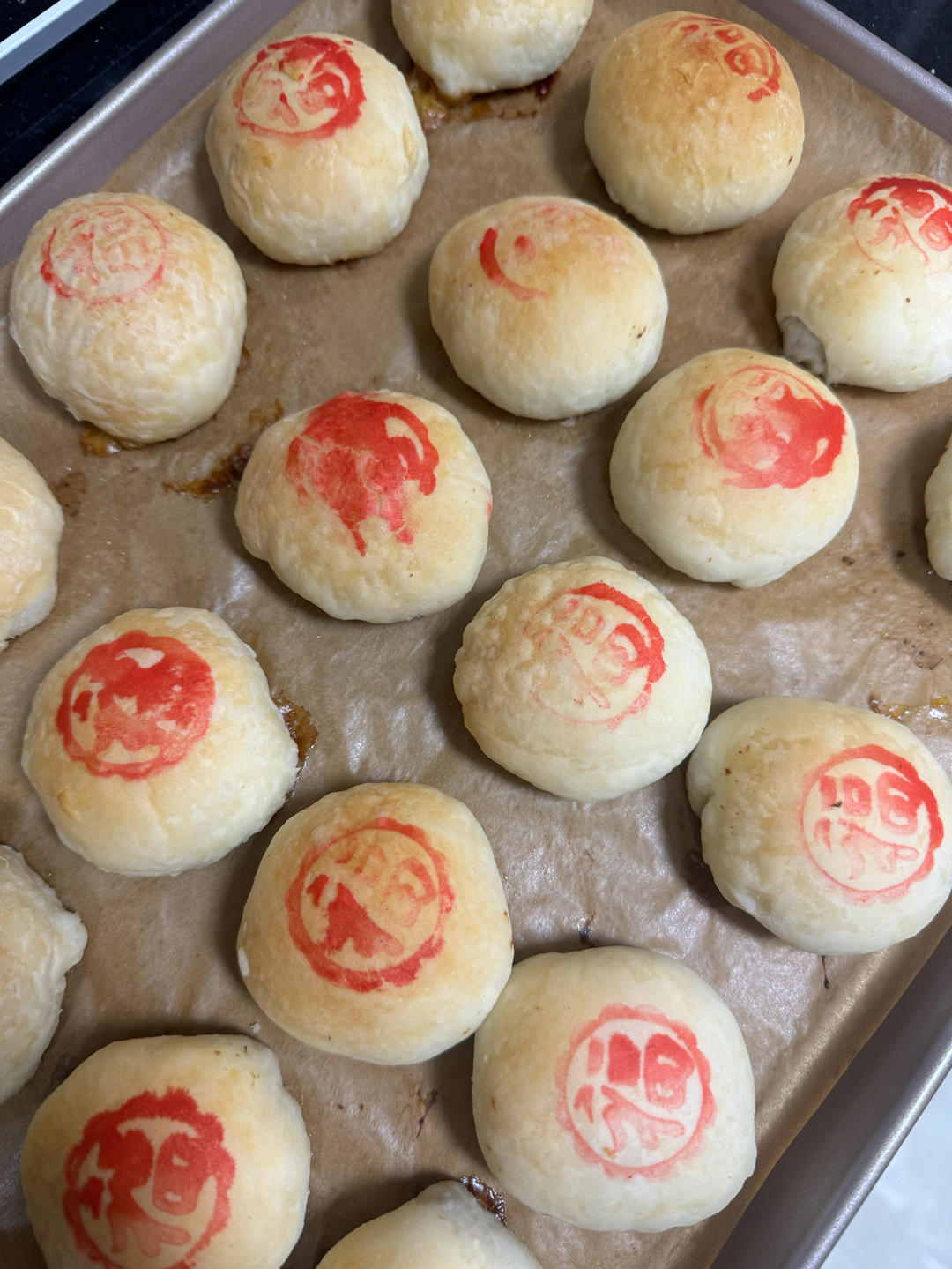 反包酥鲜肉月饼，这个你可以要试试啊！酥的不像话