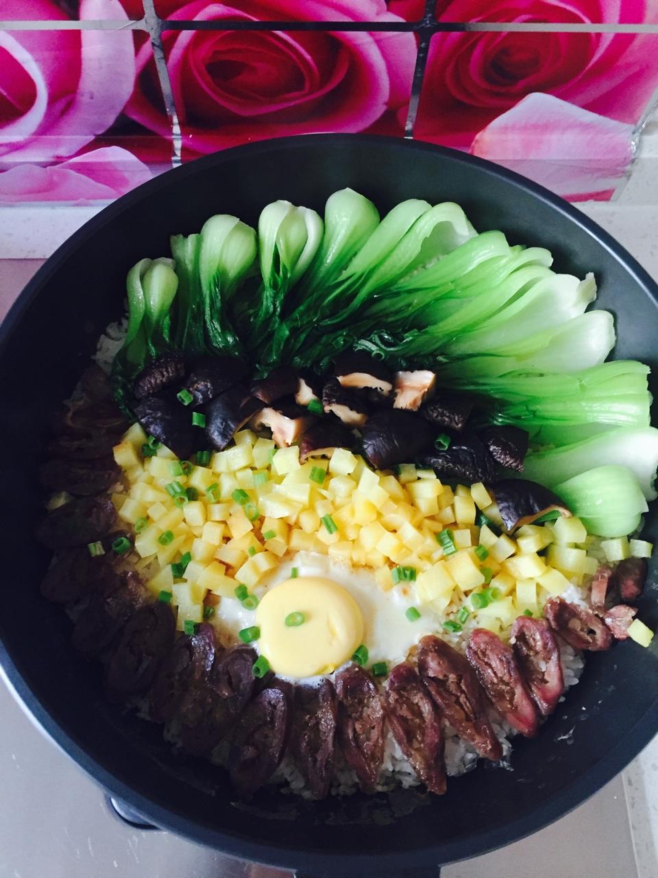 香肠煲仔饭