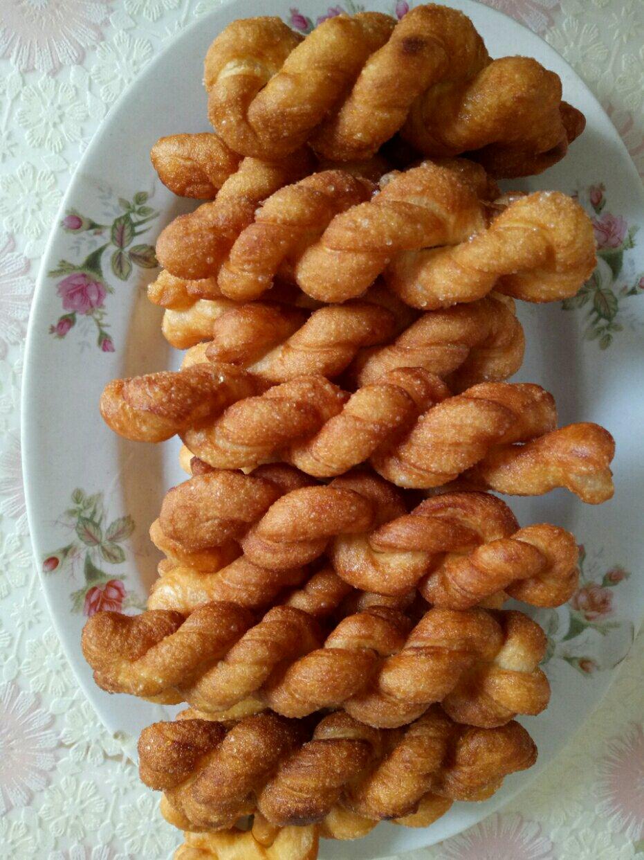 鸡蛋小麻花