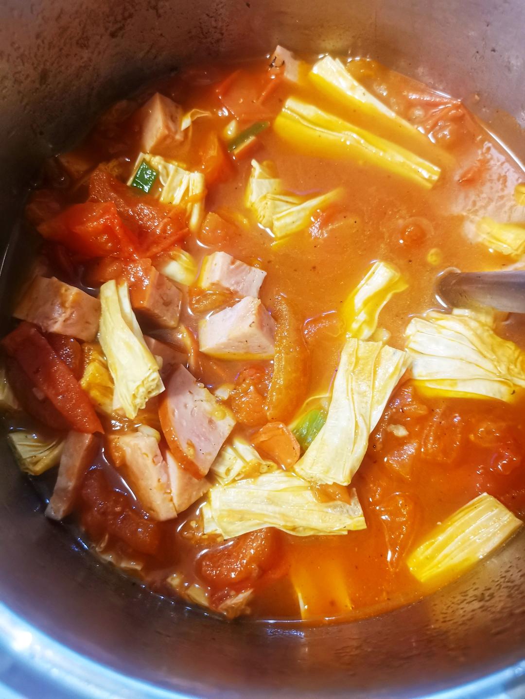 茄汁肉末烧腐竹