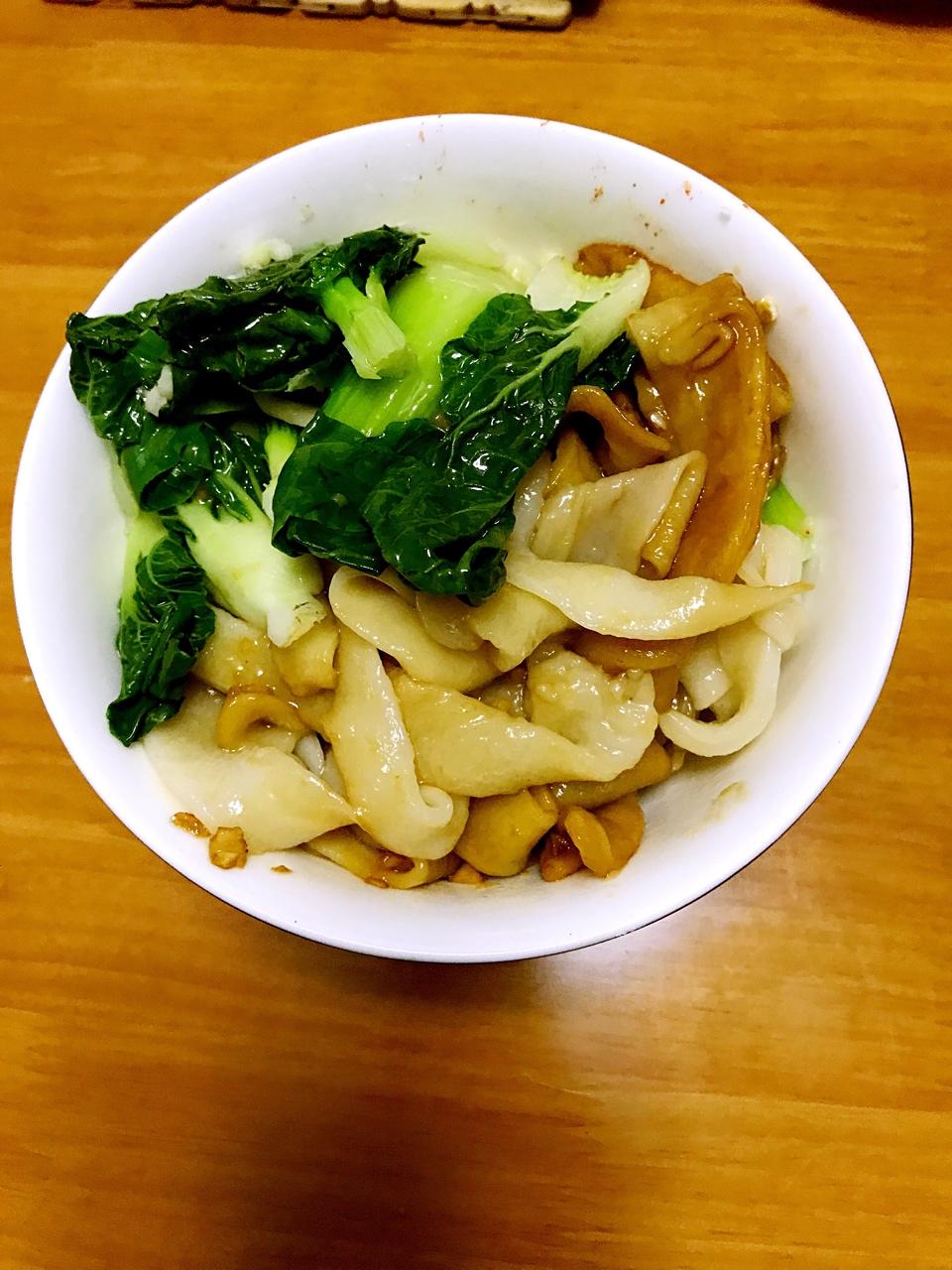 油泼面 Youpo Noodles