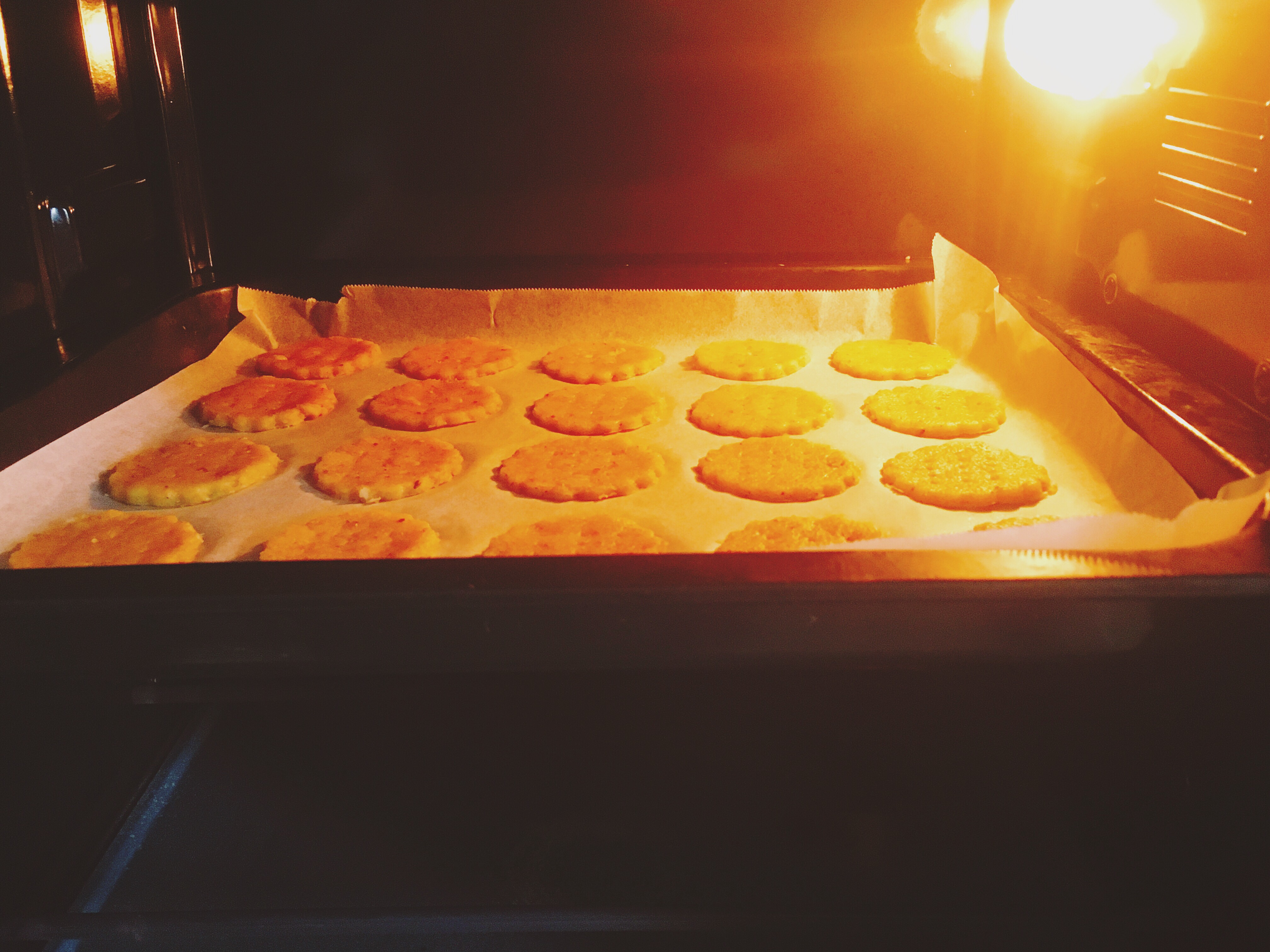非常香酥的芝麻核桃豆渣饼干的做法 步骤10