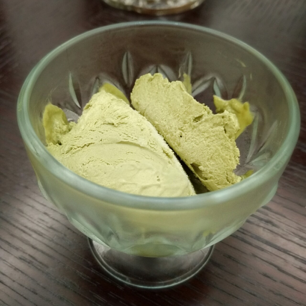 抹茶白巧冰淇淋