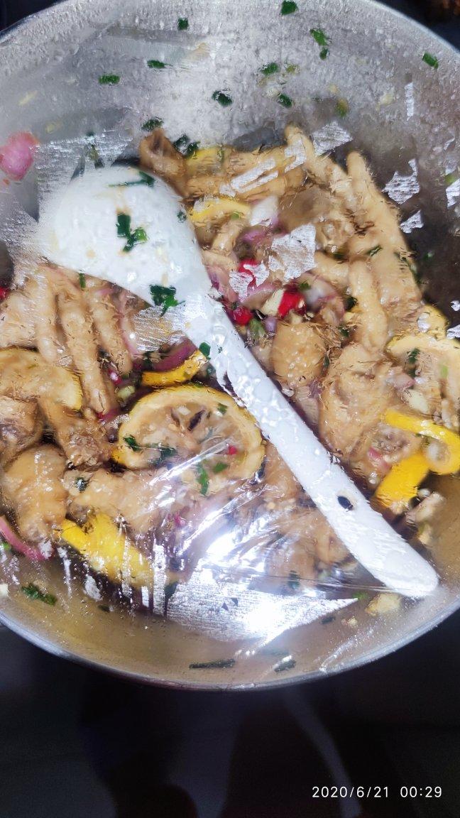 【柠檬酸辣鸡爪】自制超级无敌美味的网红鸡爪