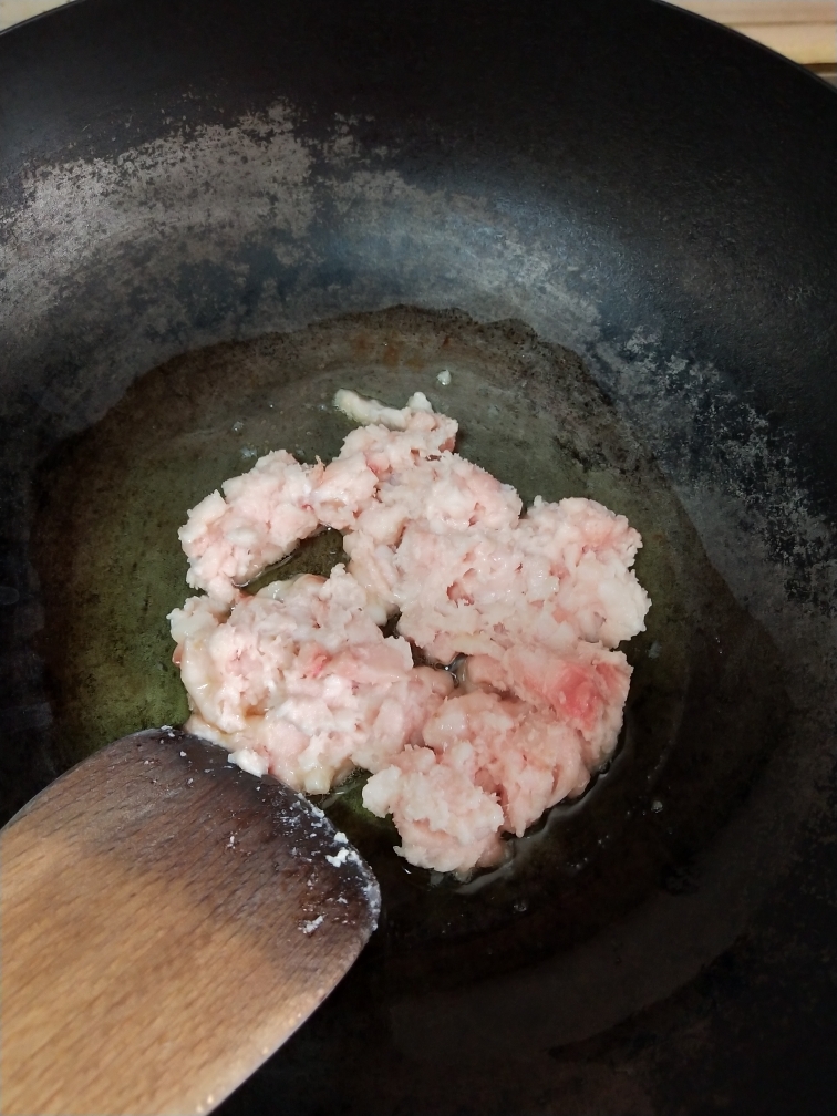 家常饺子-猪肉白菜手工水饺的做法 步骤6