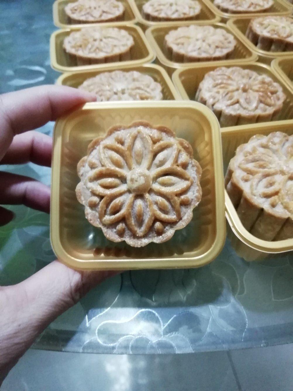 不用转化糖浆的木糖醇伍仁月饼