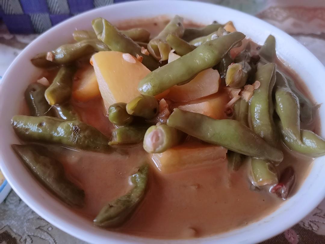 四季豆洋芋汤