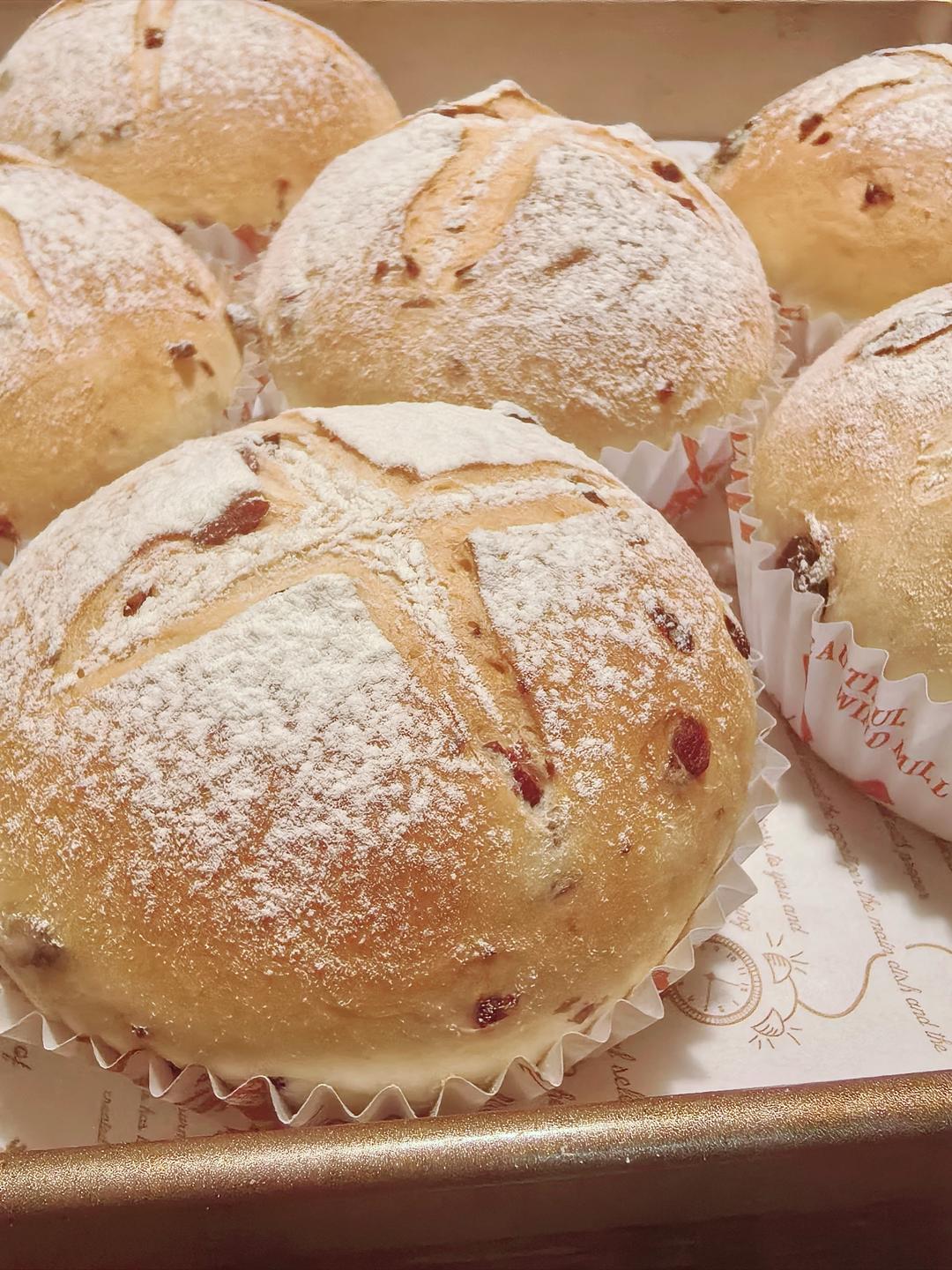 奶酪馅儿蔓越莓面包