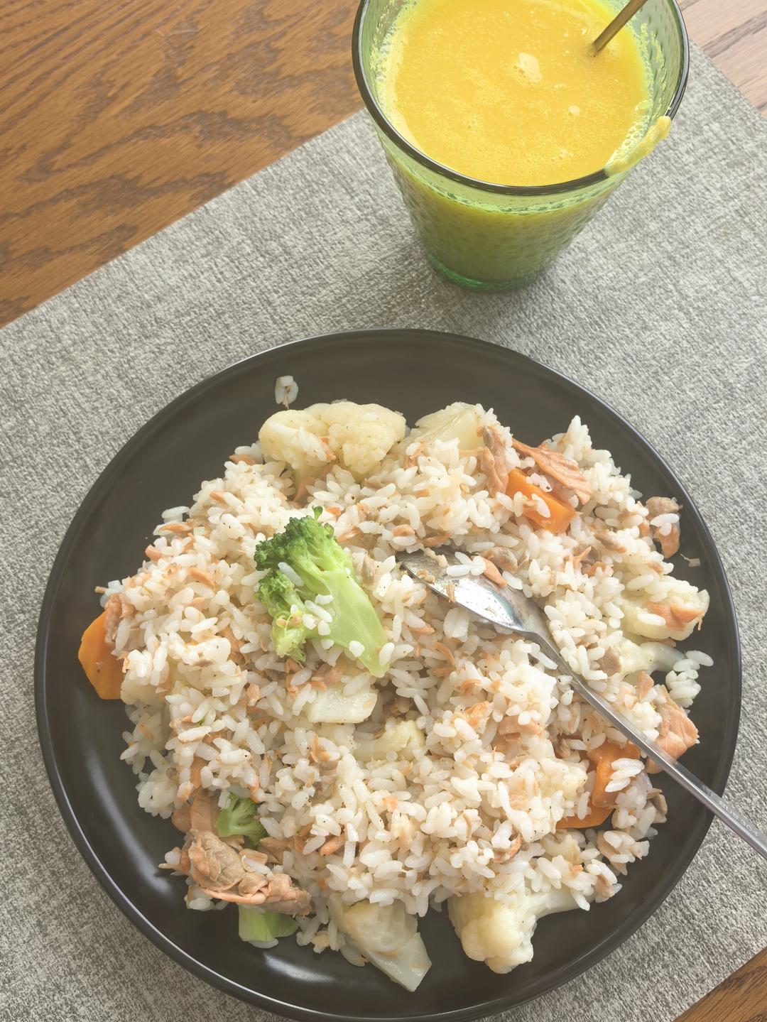 快手健康餐～三文鱼炒饭