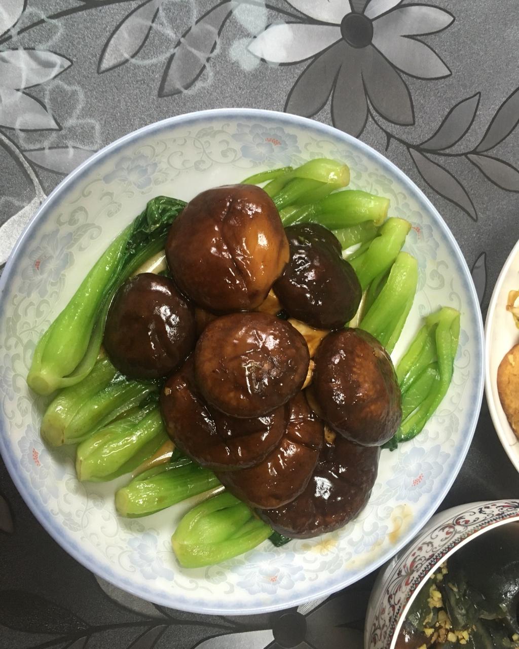 蚝油香菇小油菜